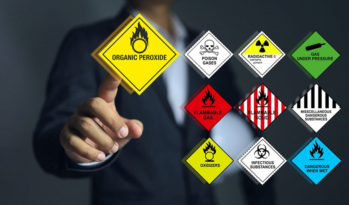 dangerous goods adalah